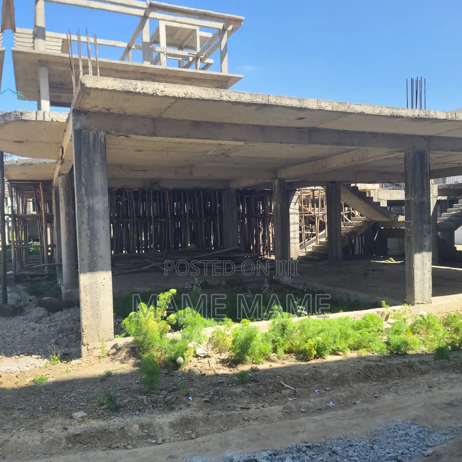 5bdrm House in Addis Abeba, Bole for sale