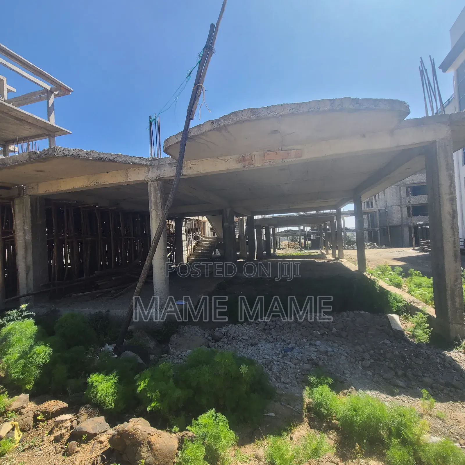 5bdrm House in Addis Abeba, Bole for sale