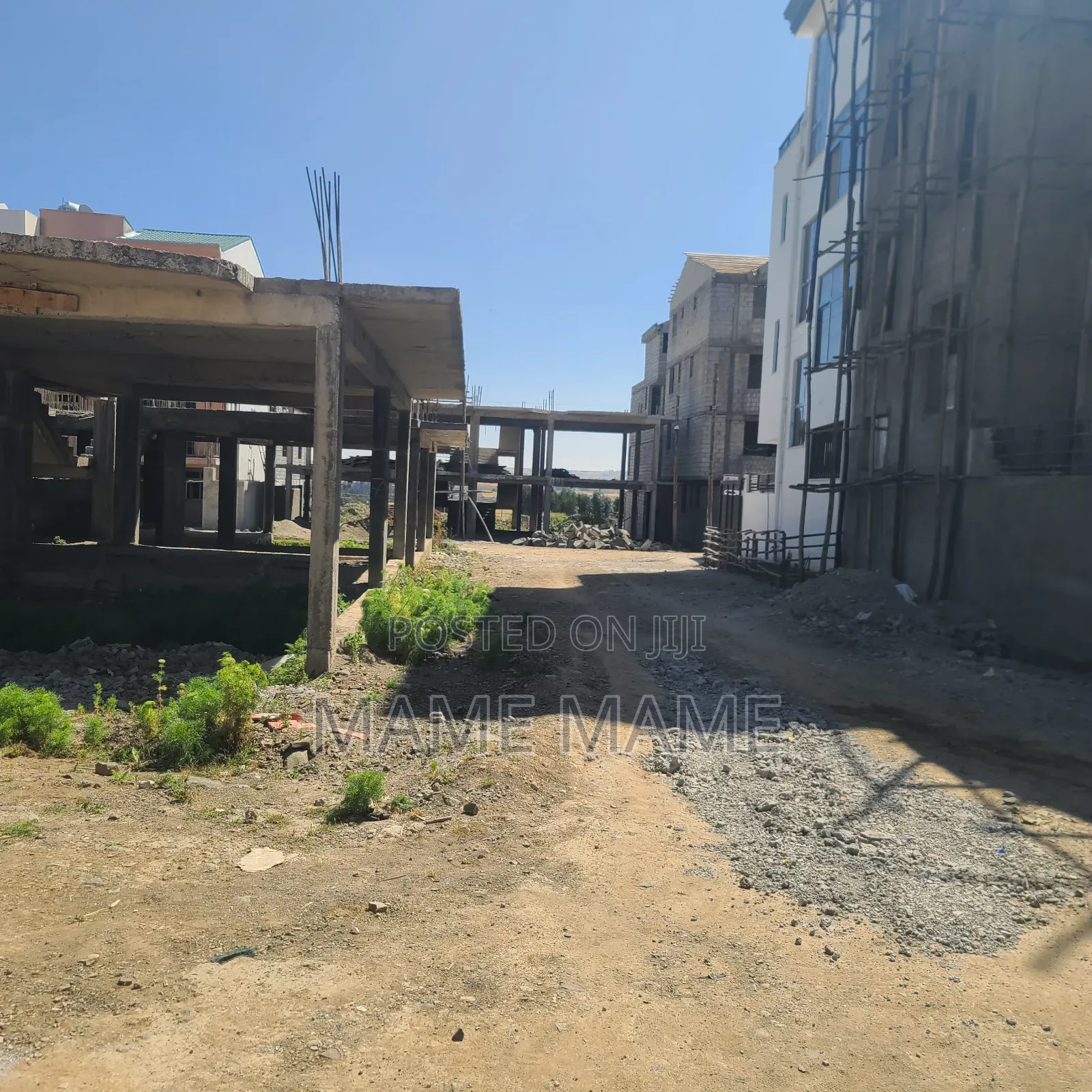 5bdrm House in Addis Abeba, Bole for sale