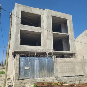 Photo - 6bdrm House in Addis Abeba, Bole for sale