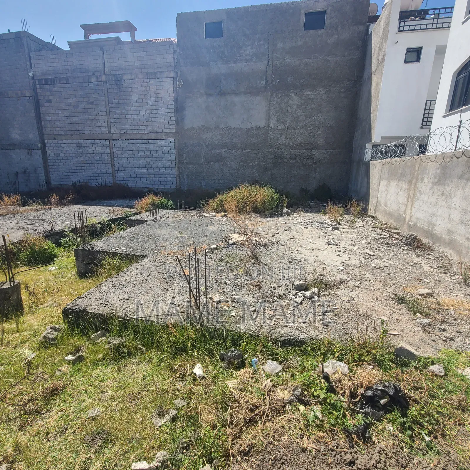 5bdrm House in Addis Abeba, Bole for sale