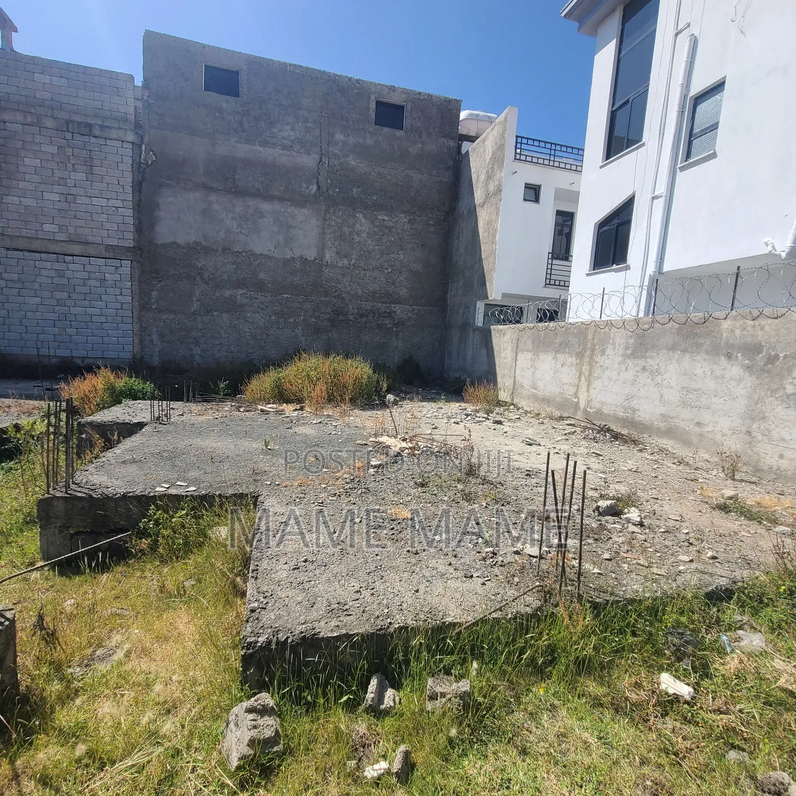 5bdrm House in Addis Abeba, Bole for sale