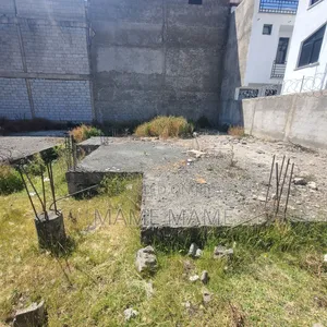 5bdrm House in Addis Abeba, Bole for sale