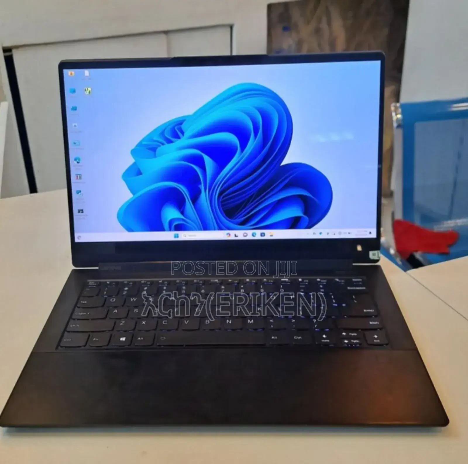 New Laptop Lenovo Yoga 9i 16GB Intel Core I7 SSD 512GB