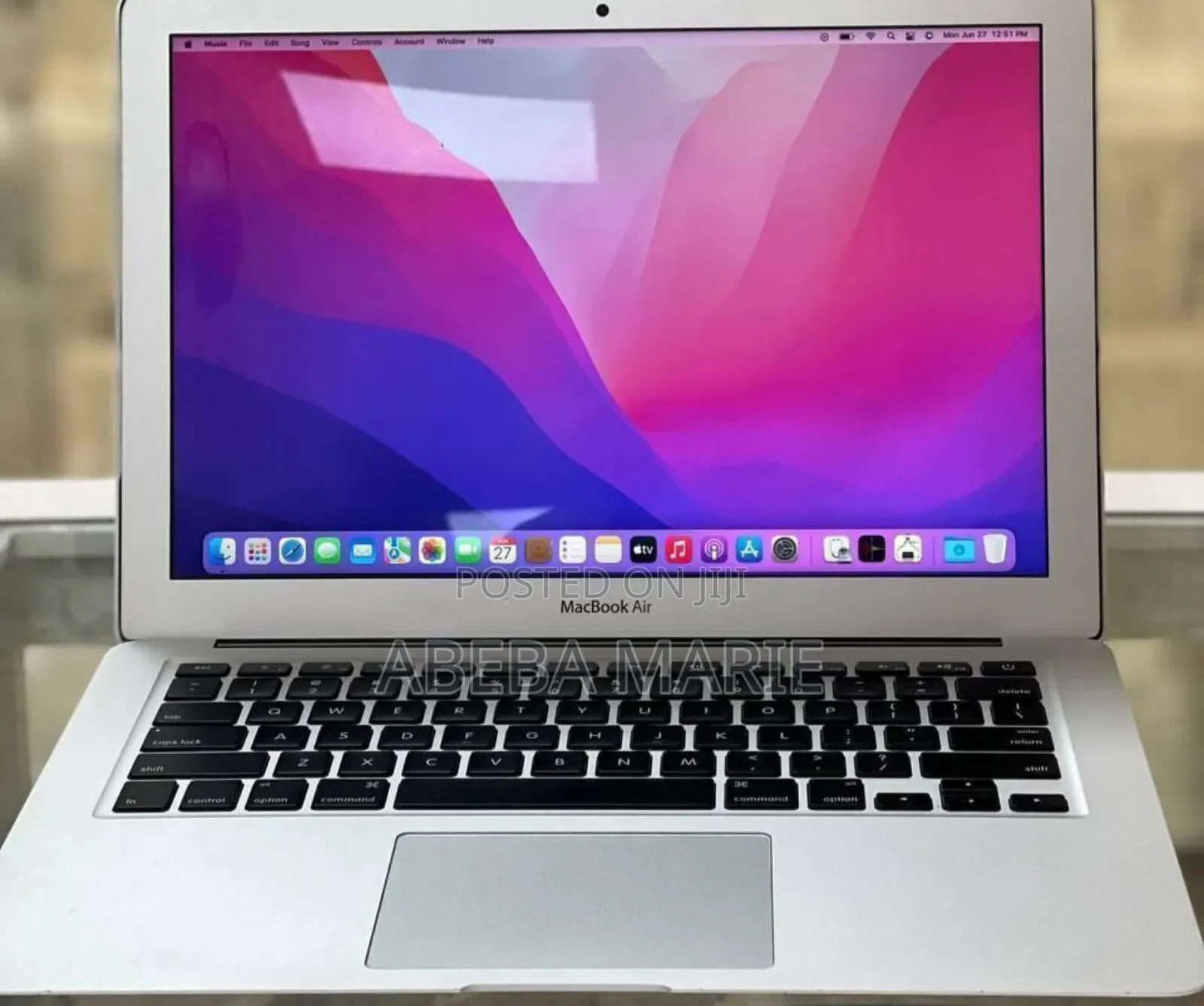 New Laptop Apple MacBook Air 2015 8GB Intel Core I5 SSD 256GB