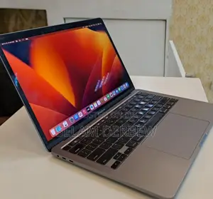 Photo - New Laptop Apple MacBook Pro 2020 16GB Intel Core I5 SSD 512GB