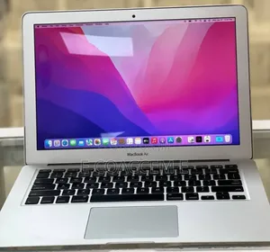 Photo - New Laptop Apple MacBook 8GB Intel Core I5 SSD 256GB