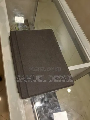 New Laptop HP Elite X2 1012 8GB Intel Core I5 SSD 256GB