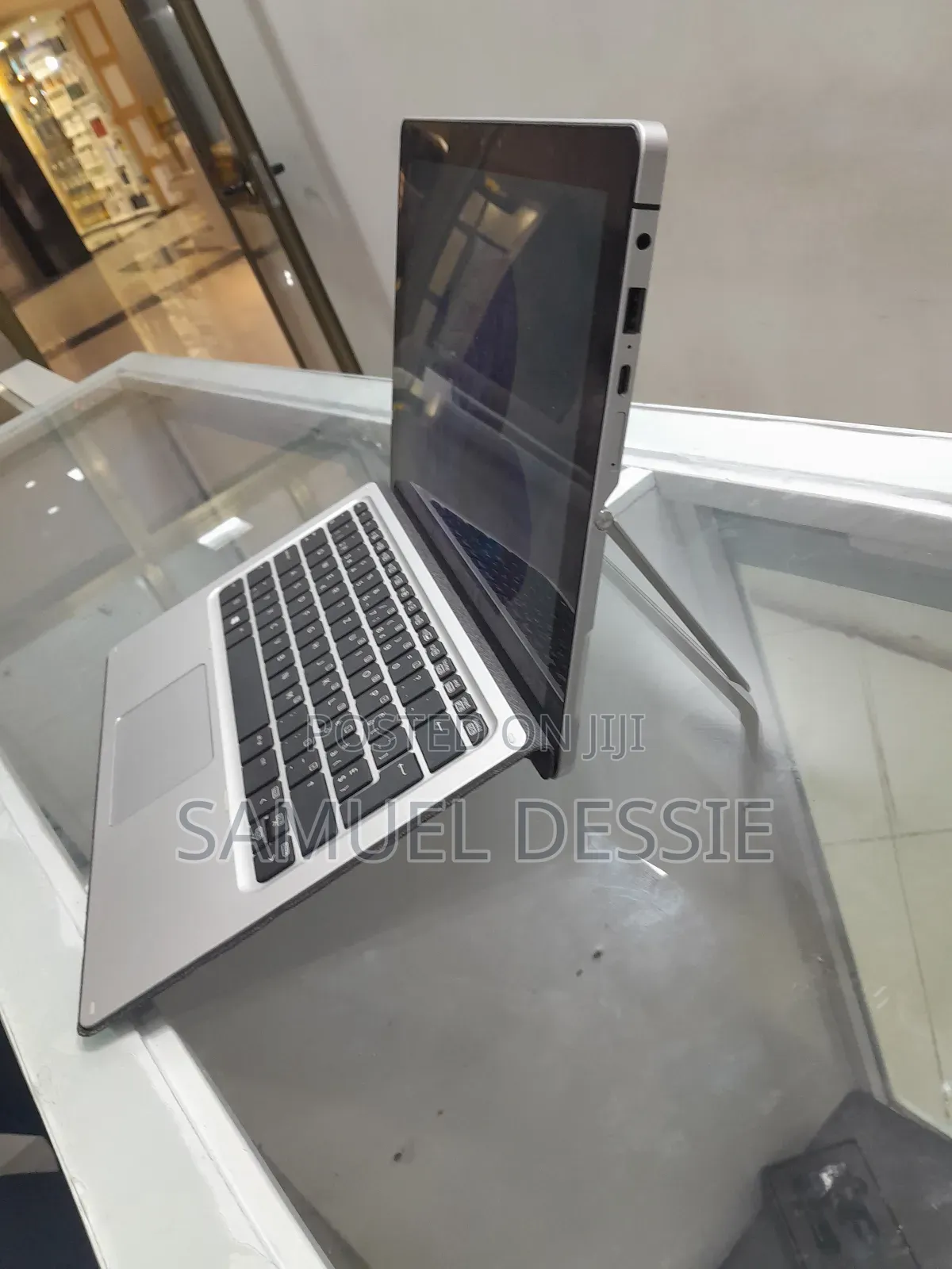 New Laptop HP Elite X2 1012 8GB Intel Core I5 SSD 256GB