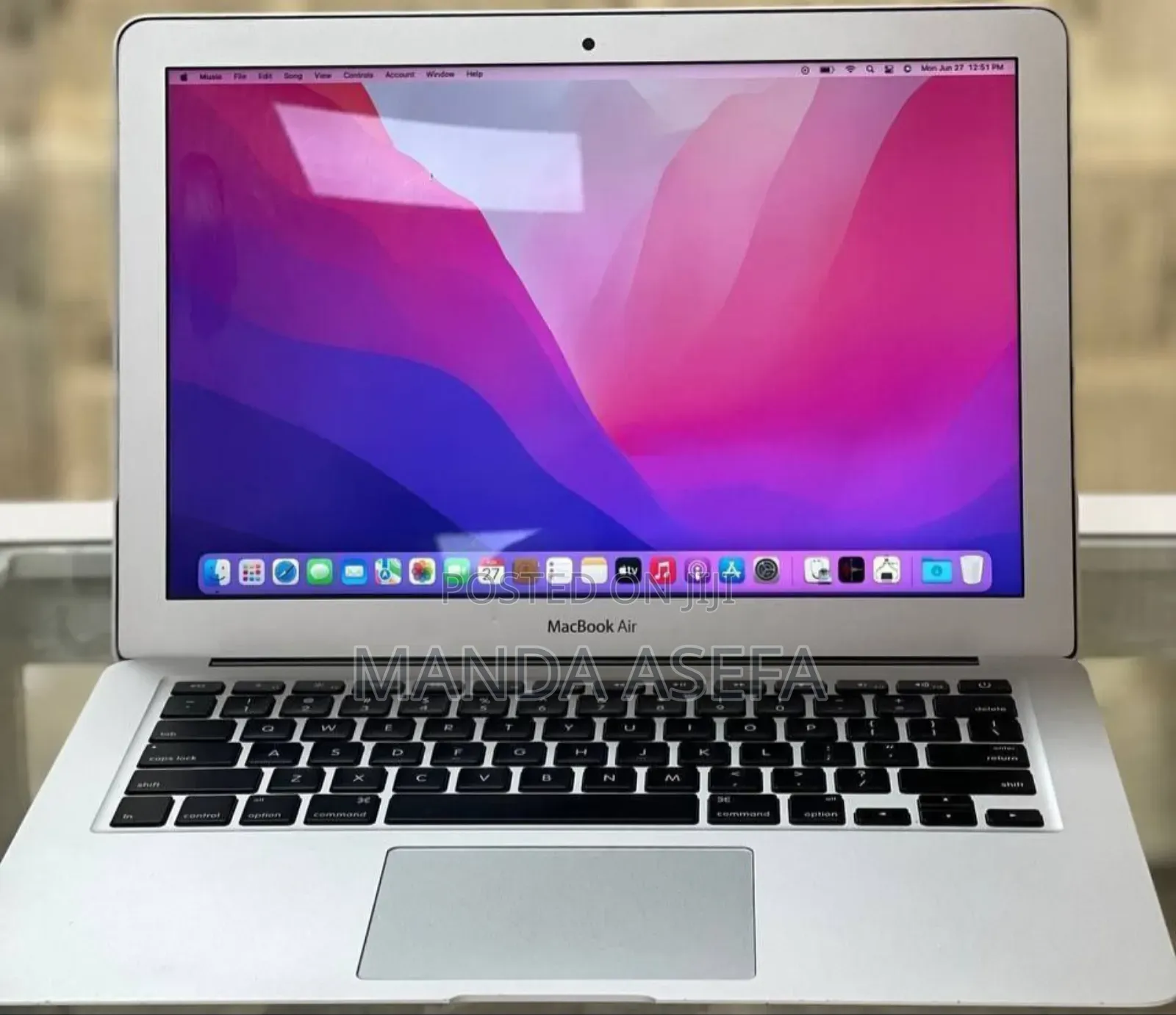 New Laptop Apple MacBook Air 2015 8GB Intel Core I5 SSD 128GB