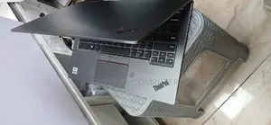 Photo - New Laptop Lenovo Thinkpad X1 Yoga 16GB Intel Core I7 SSD 512GB