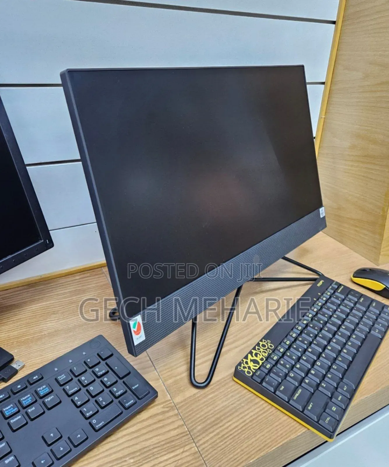 New Desktop Computer HP 290 G4 All-in-One 8GB Intel Core i3 SSD 1T