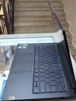 Photo - New Laptop Lenovo Yoga 11e 16GB Intel Core I7 SSD 512GB