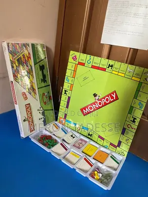 በ1 ቦርድ 2 ጨዋታ ይጫወቱ Monopoly+Snakes Ladder Call