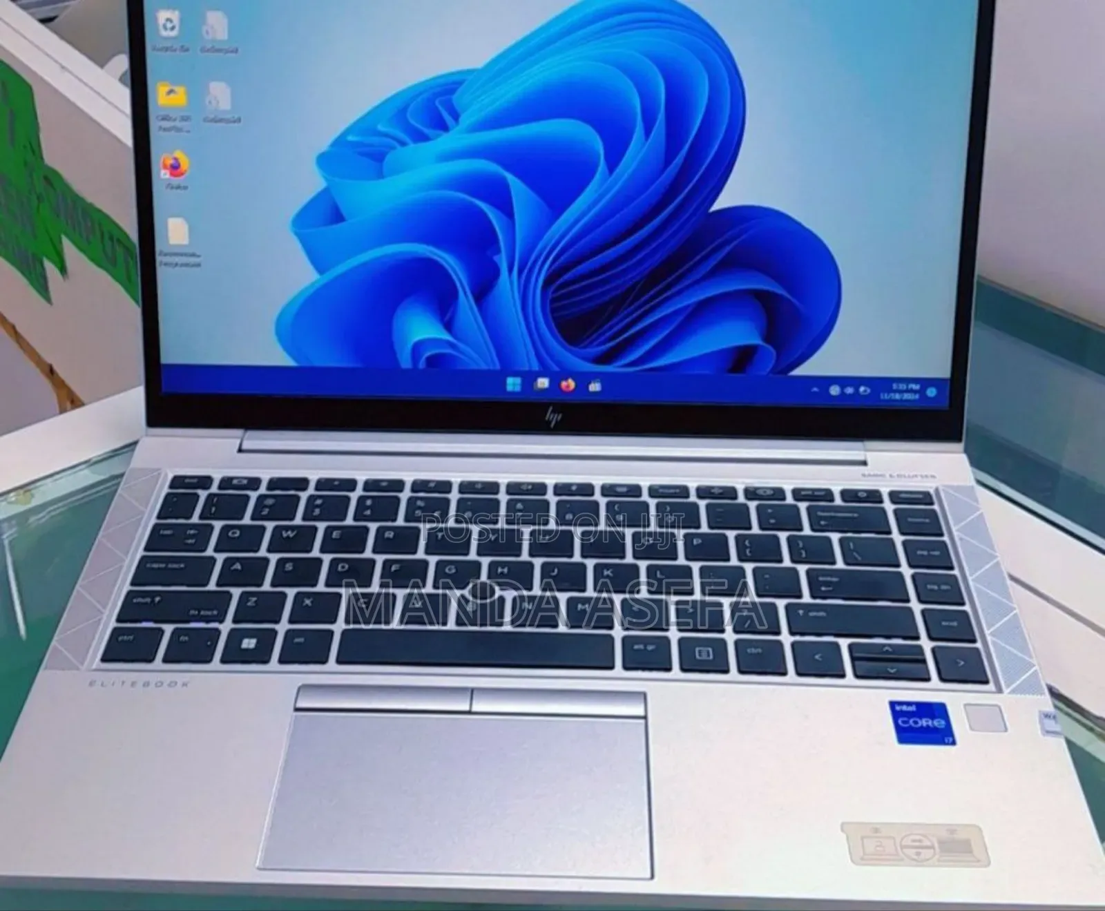 New Laptop HP EliteBook 840 G8 16GB Intel Core I7 SSD 1T