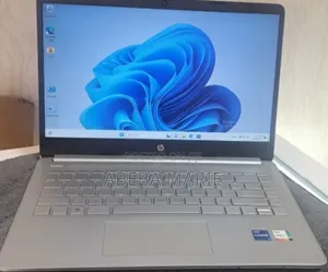 New Laptop HP Stream Notebook 8GB Intel Core I7 SSD 1T