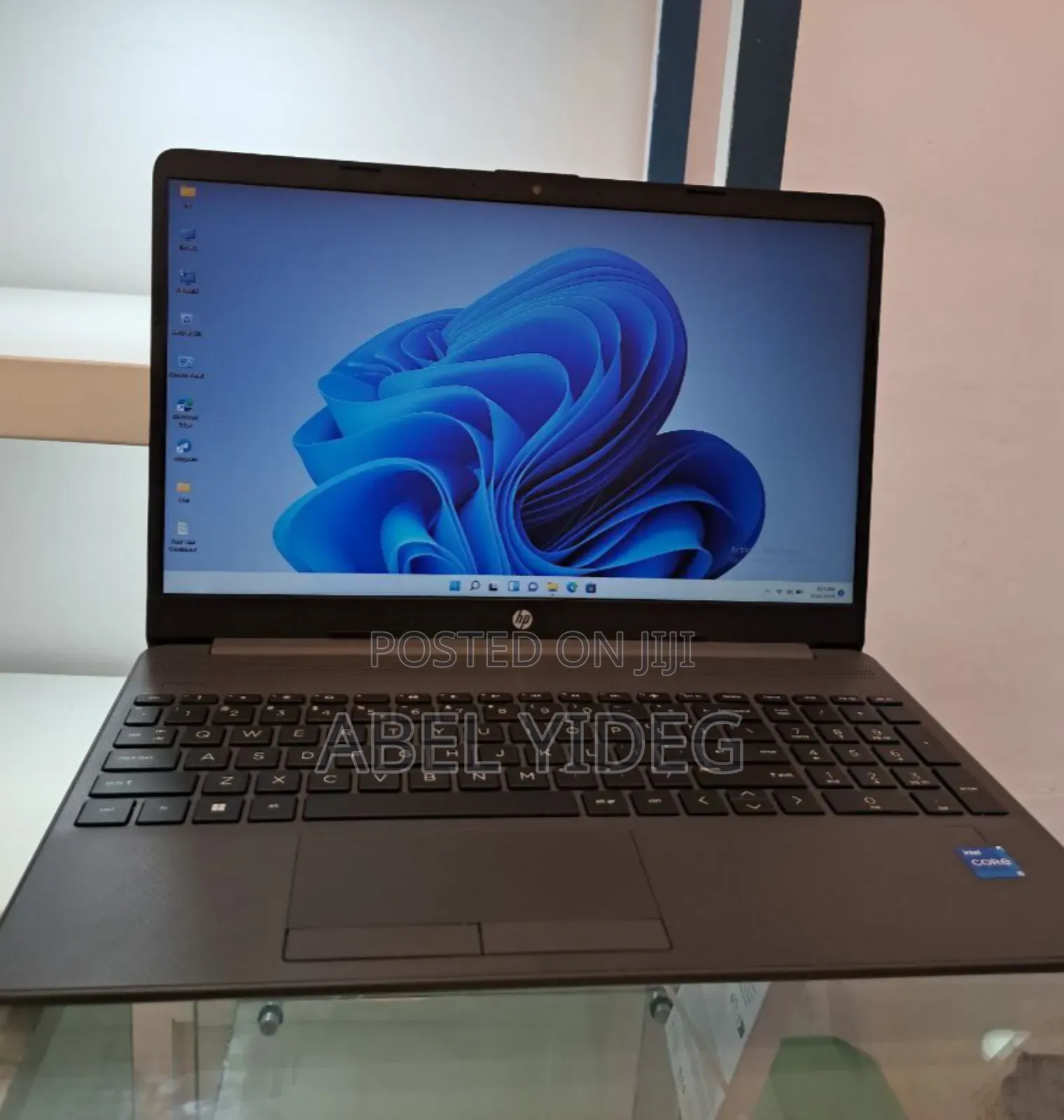 New Laptop HP Stream Notebook 8GB Intel Core I5 SSD 1T