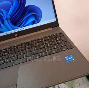 New Laptop HP Stream Notebook 8GB Intel Core I5 SSD 1T