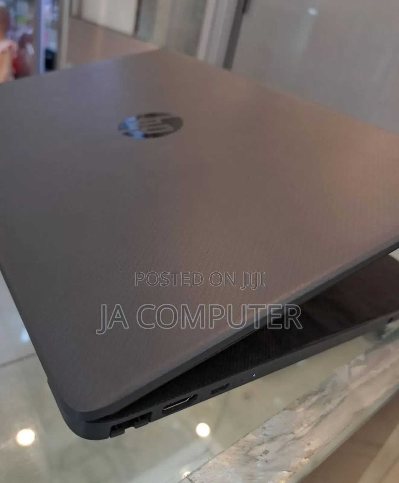 New Laptop HP Stream Notebook 8GB Intel Core I5 SSD 1T