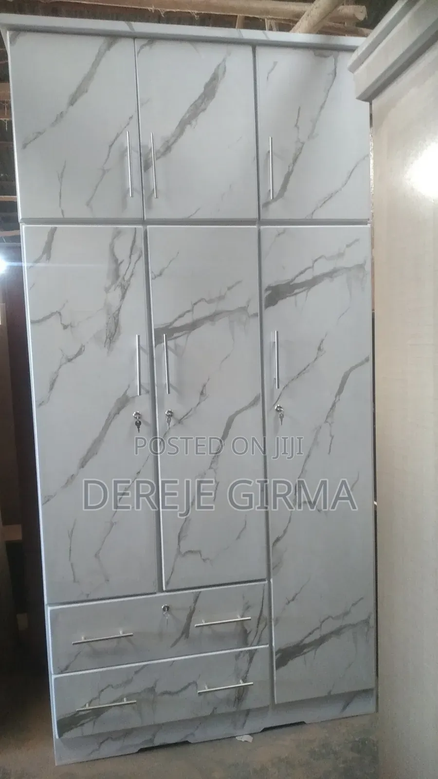 1,20cm ላምኔት ቁምሳጥን