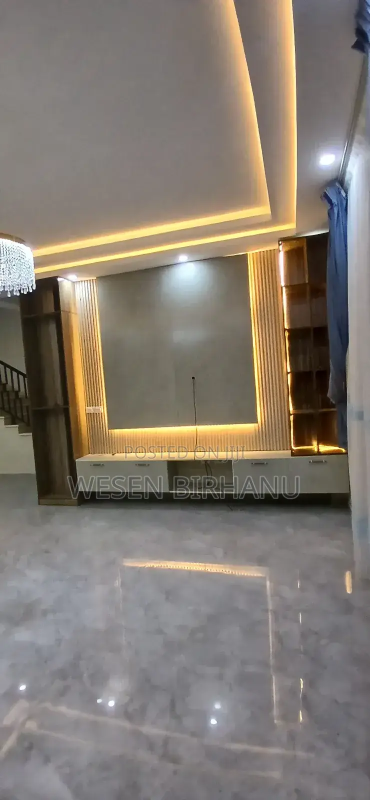 8bdrm House in አየት G+2 አካባቢ, Bole for rent