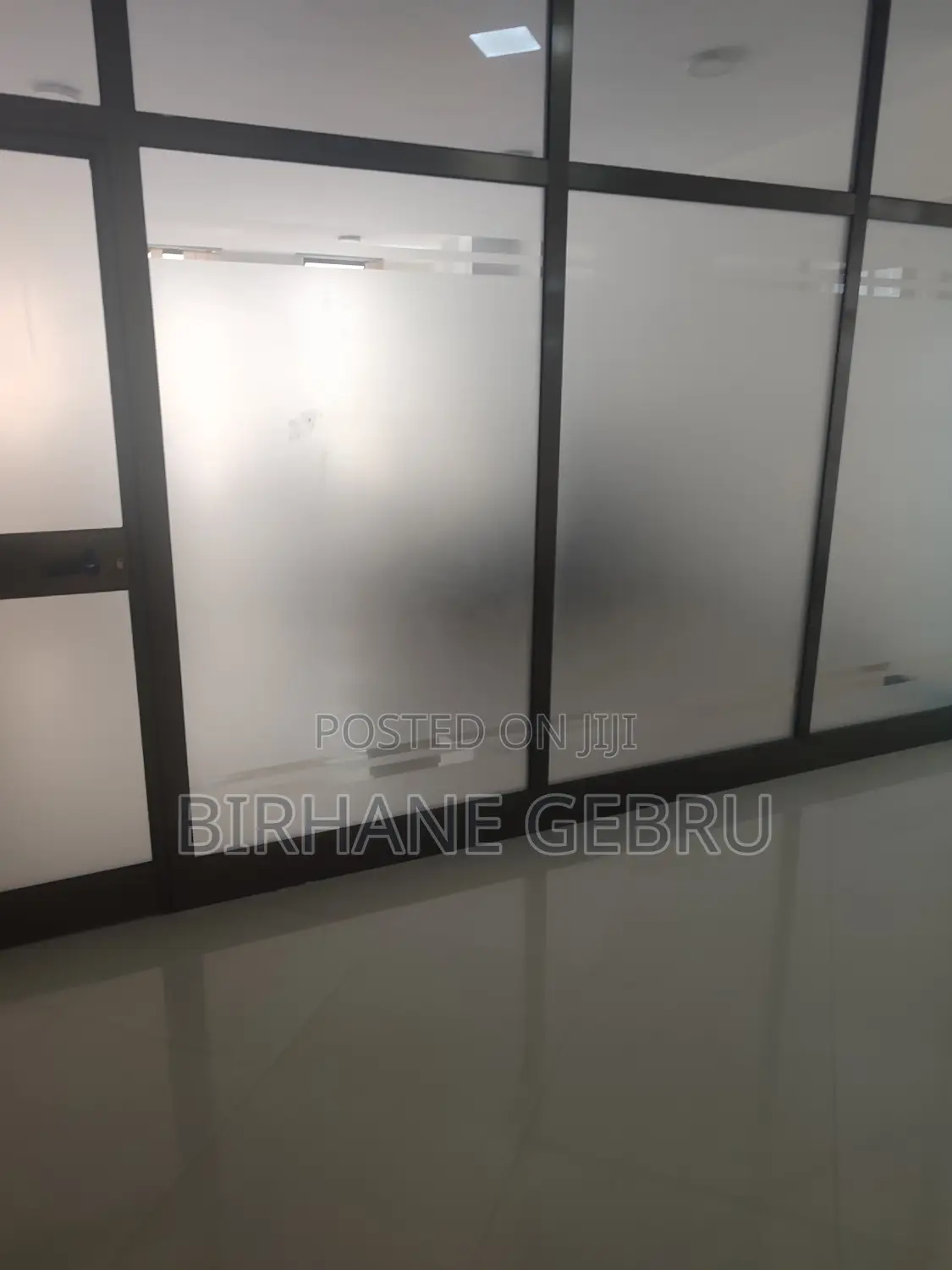 Luxury Apartiment Rent for Office