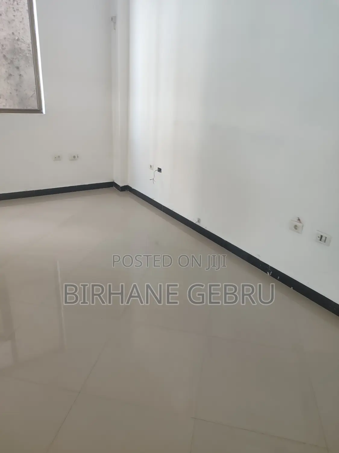 Luxury Apartiment Rent for Office