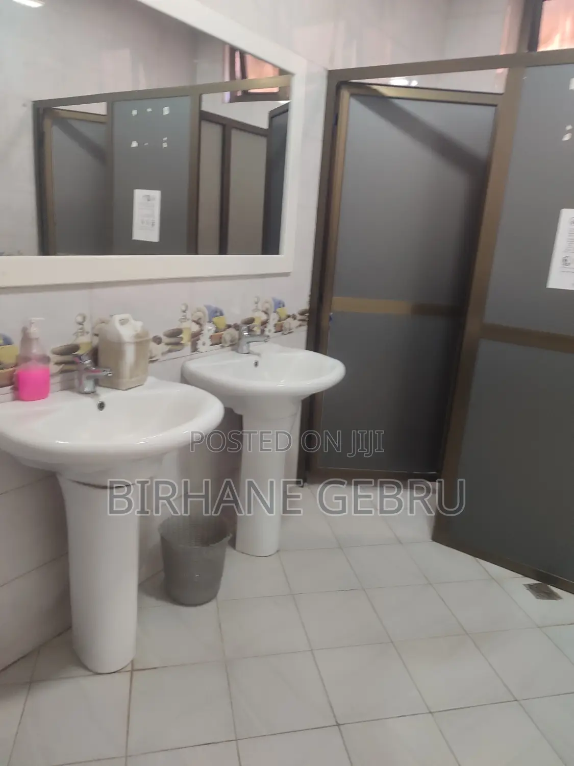 Luxury Apartiment Rent for Office