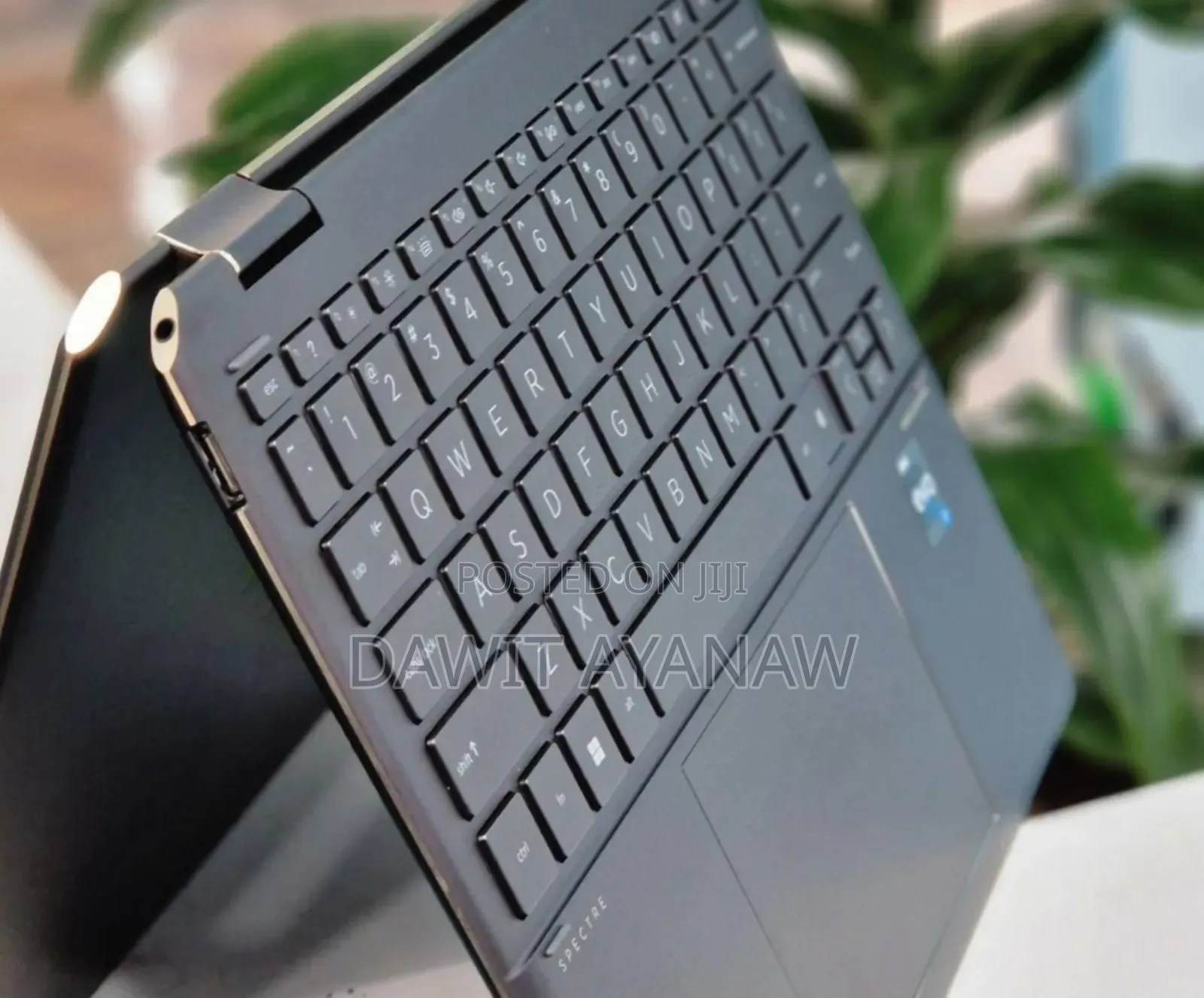 New Laptop HP Spectra 13 16GB Intel Core I7 SSD 1T