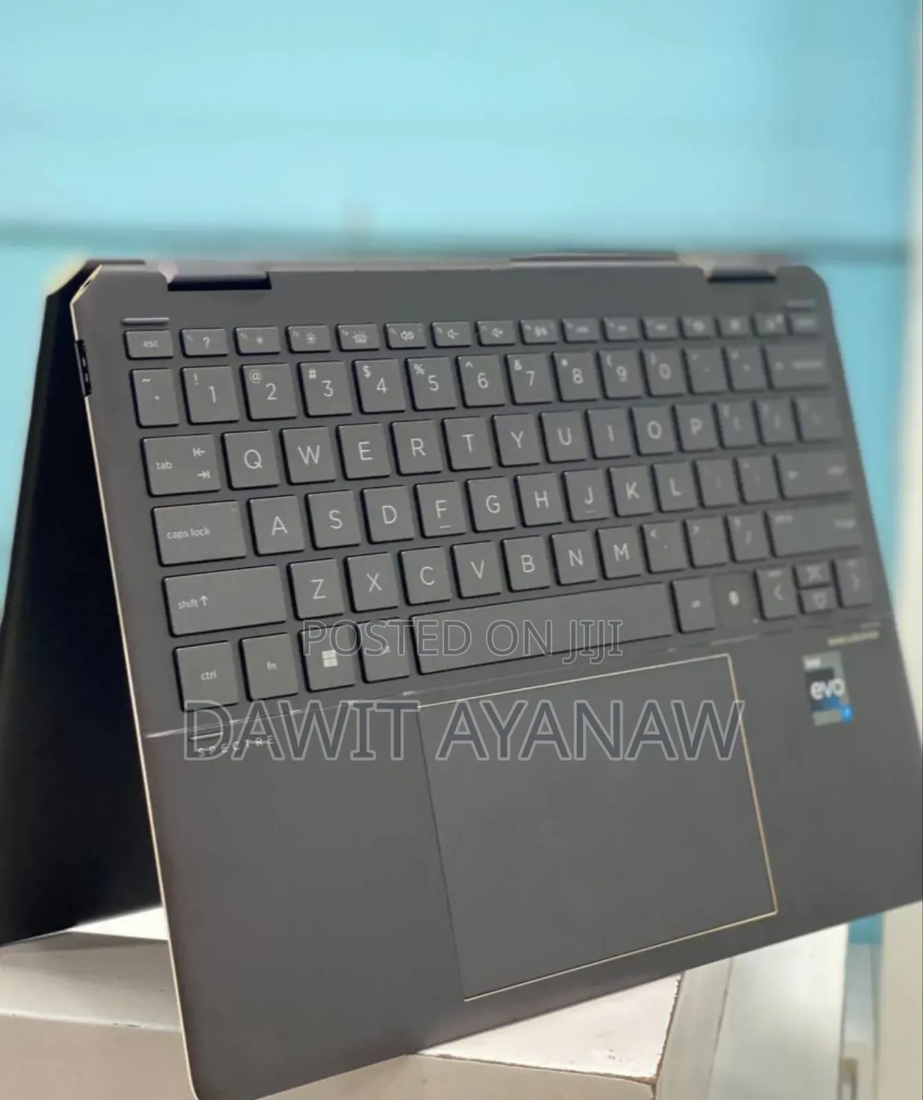 New Laptop HP Spectra 13 16GB Intel Core I7 SSD 1T