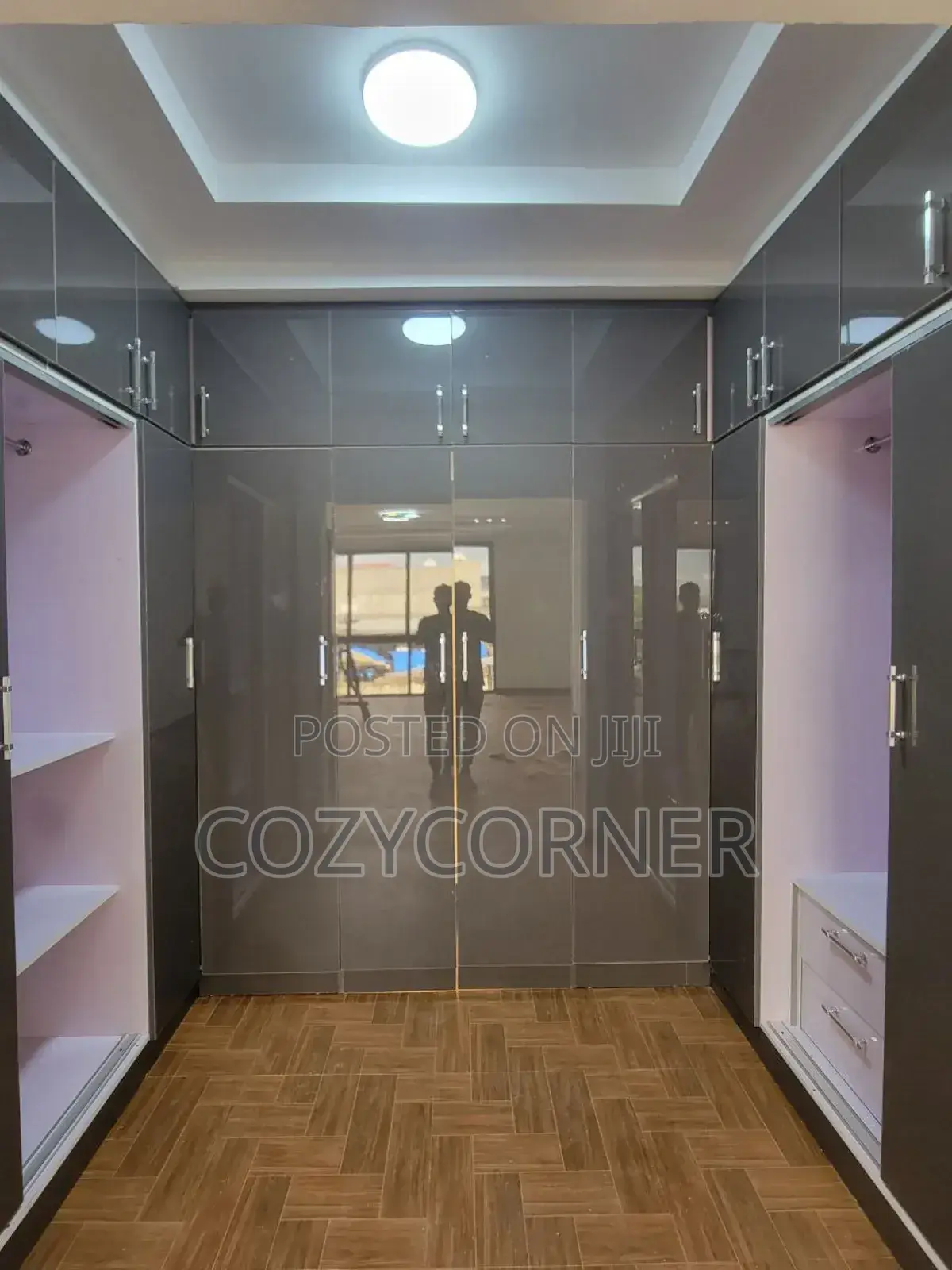 Breathtaking Wardrobes Crafted Professionally.