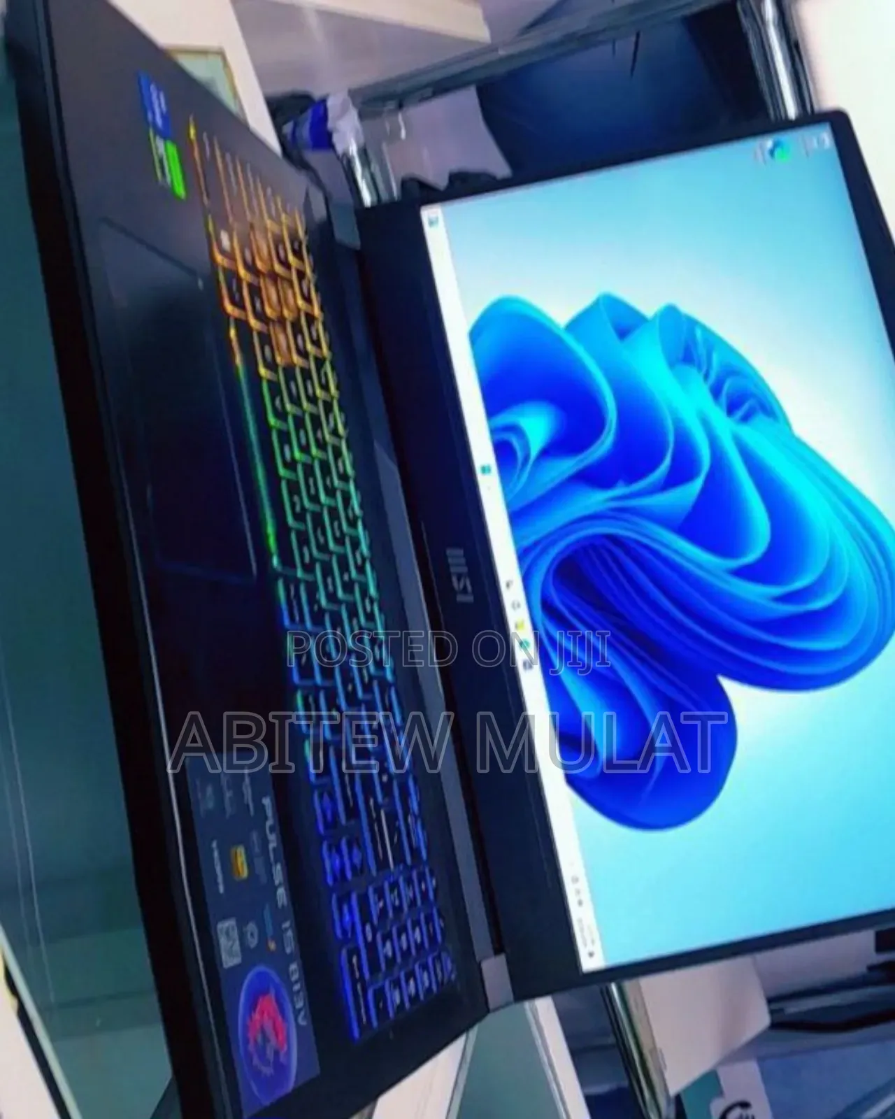 New Laptop MSI Crosshair 15 B12U 16GB Intel Core I7 SSD 1T