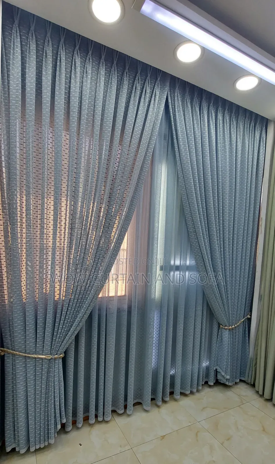 Curtain/Megarja