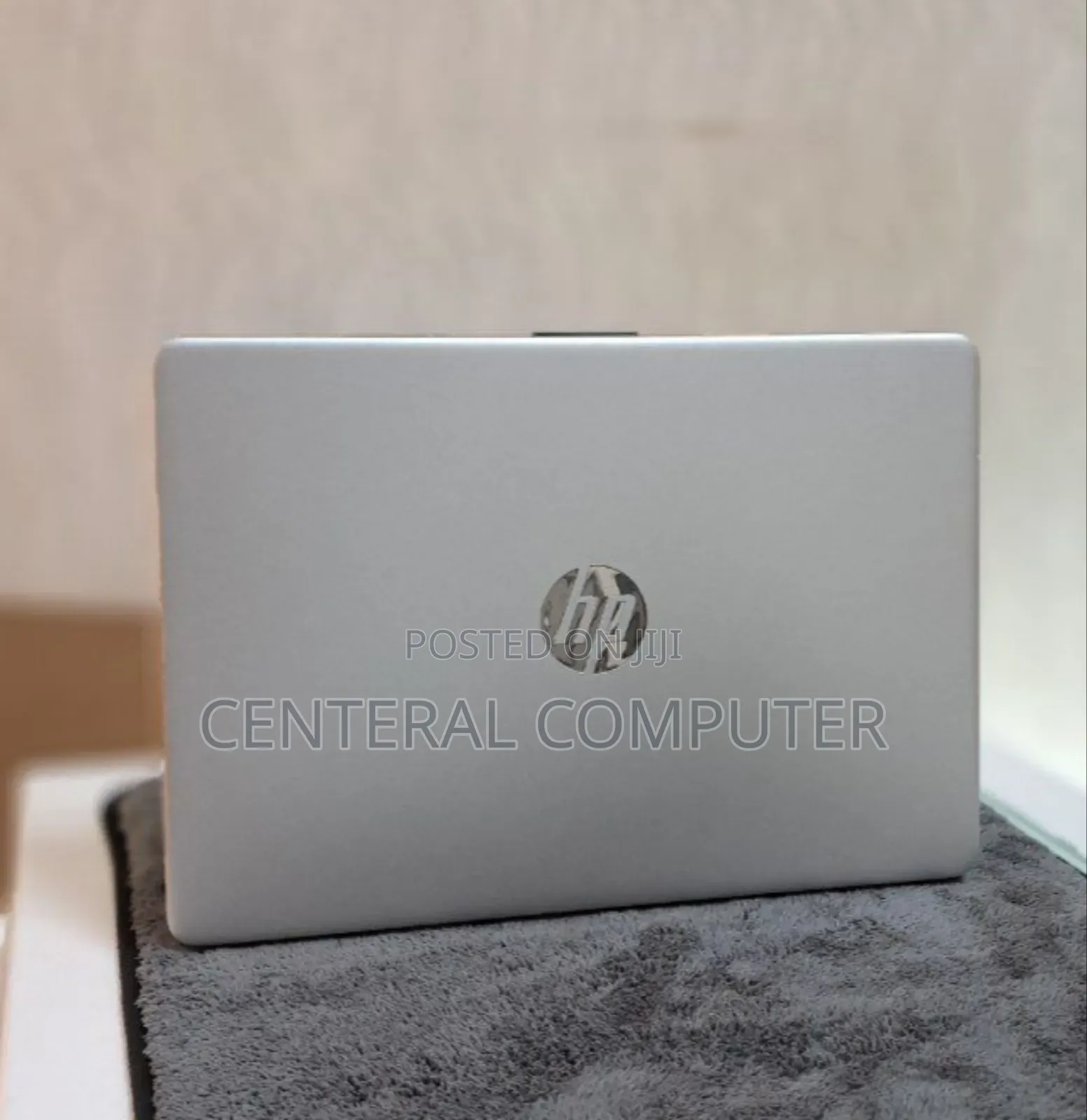 New Laptop Apple MacBook 2015 16GB Intel Core i9 SSD 512GB