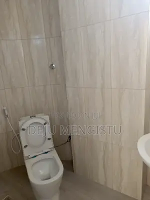 2bdrm Apartment in ሰባ ሁለት, Bole for rent