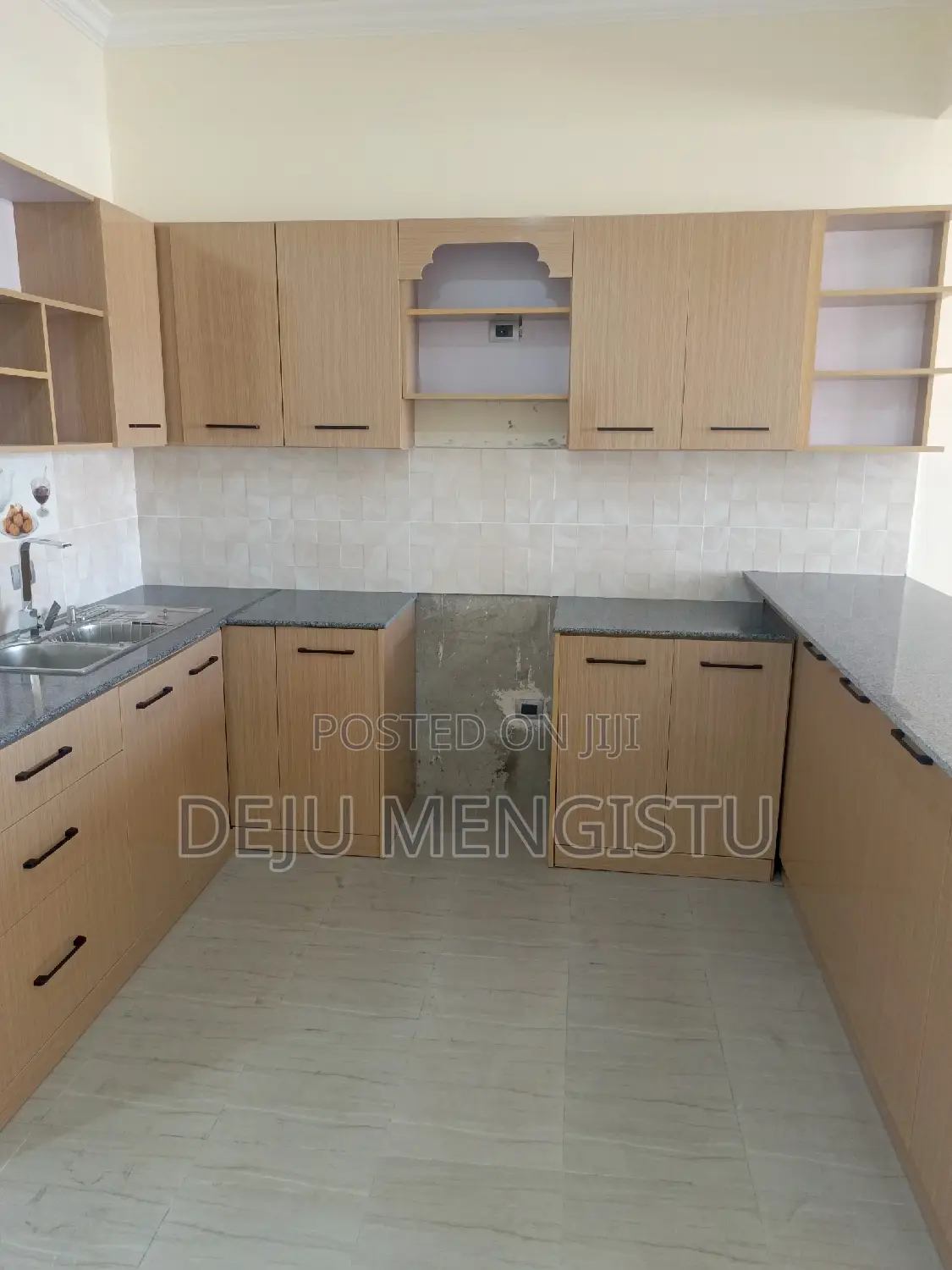 2bdrm Apartment in ሰባ ሁለት, Bole for rent