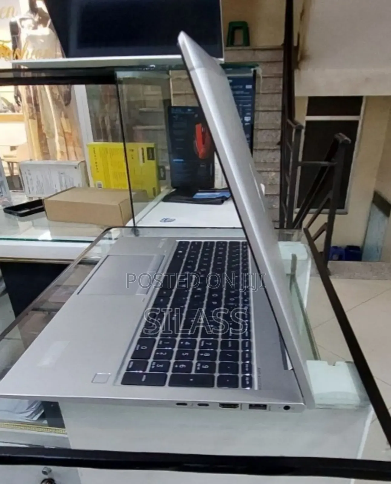 New Laptop HP EliteBook 850 G8 16GB Intel Core I7 SSD 512GB