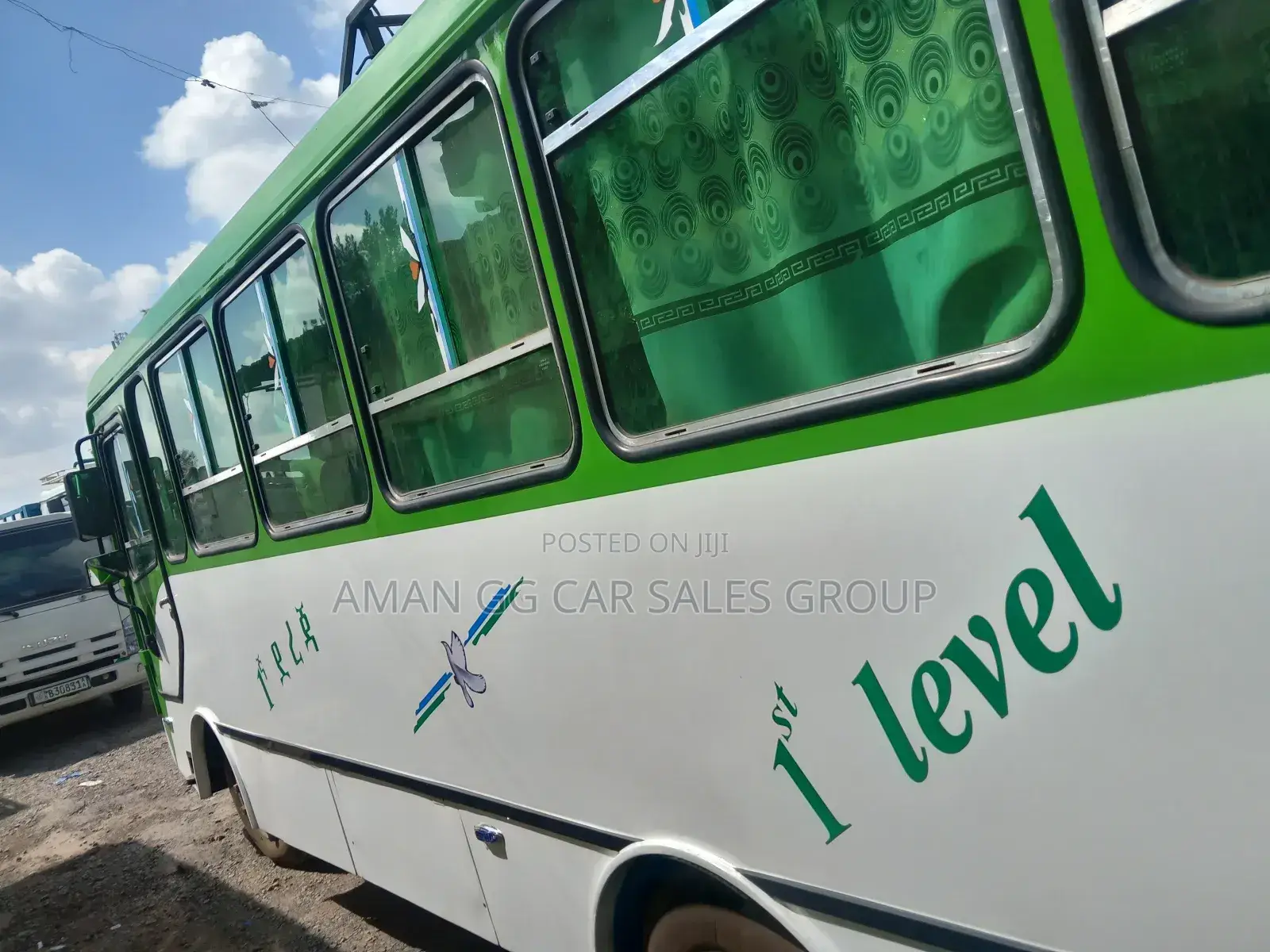 Isuzu. Kitkit. 33 Wenbar