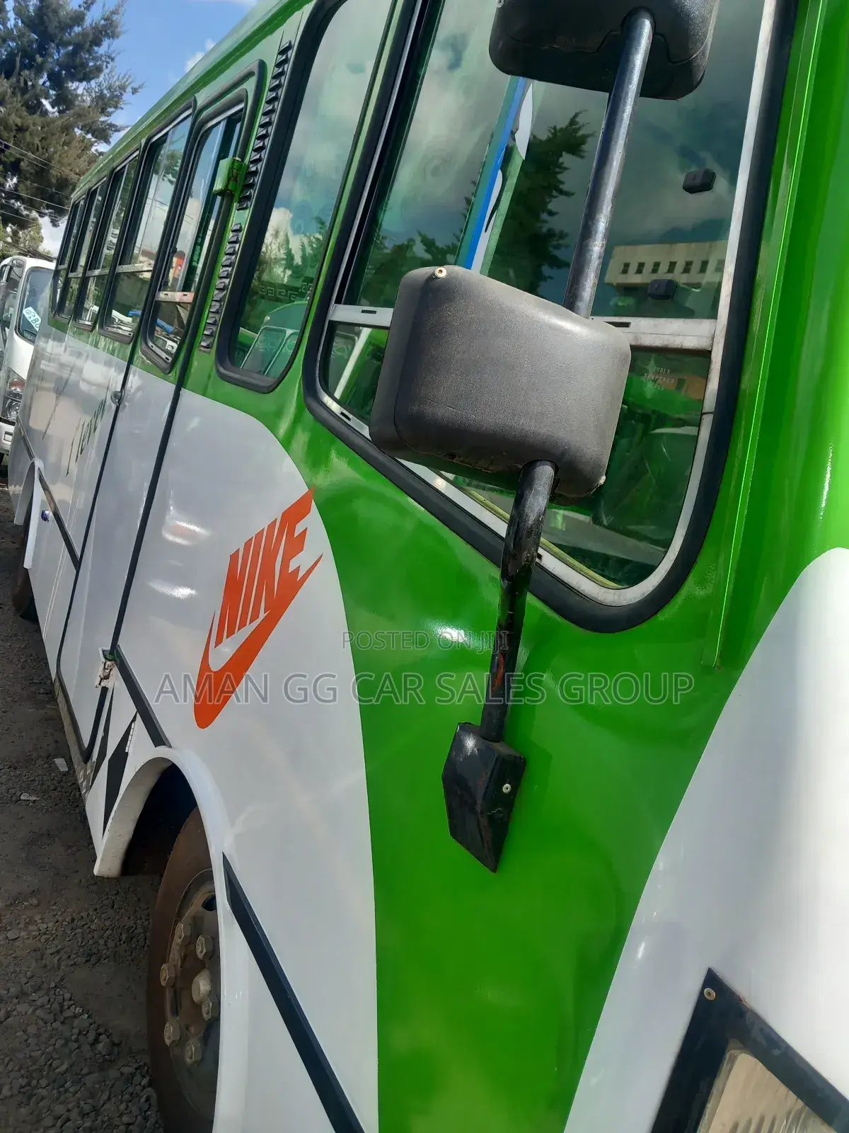 Isuzu. Kitkit. 33 Wenbar