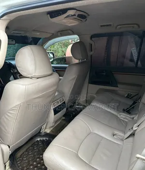 Toyota Land Cruiser 2012 White