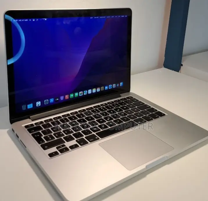 Laptop Apple MacBook Pro 2015 8GB Intel Core I5 SSD 256GB