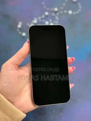 Photo - New Apple iPhone 15 Pro 256 GB