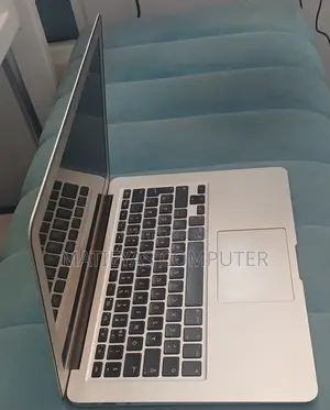 New Laptop Apple MacBook Air 2013 4GB Intel Core I5 SSD 128GB