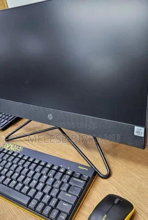 New Desktop Computer HP 200 G4 All-in-One 8GB Intel Core I3 HDD 1T