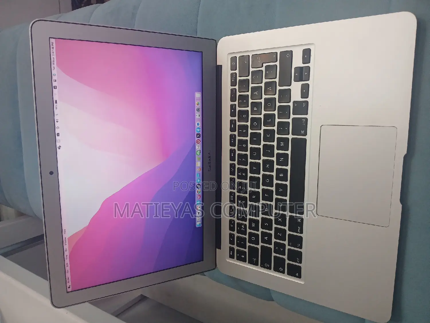 New Laptop Apple MacBook Air 2015 8GB Intel Core I5 SSD 128GB