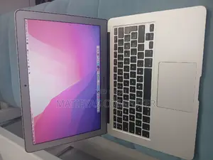 New Laptop Apple MacBook Air 2015 8GB Intel Core I5 SSD 128GB