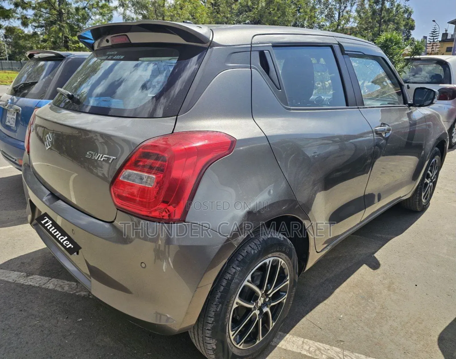 Suzuki Swift 2022 Gray