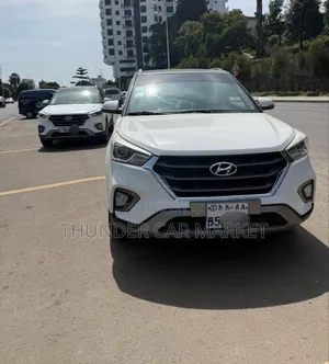 Photo - Hyundai Creta 2019 White