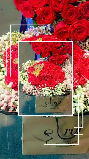 Photo - Yaho Flower  Gift Package