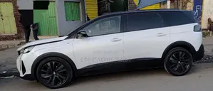 Peugeot 5008 2022 White